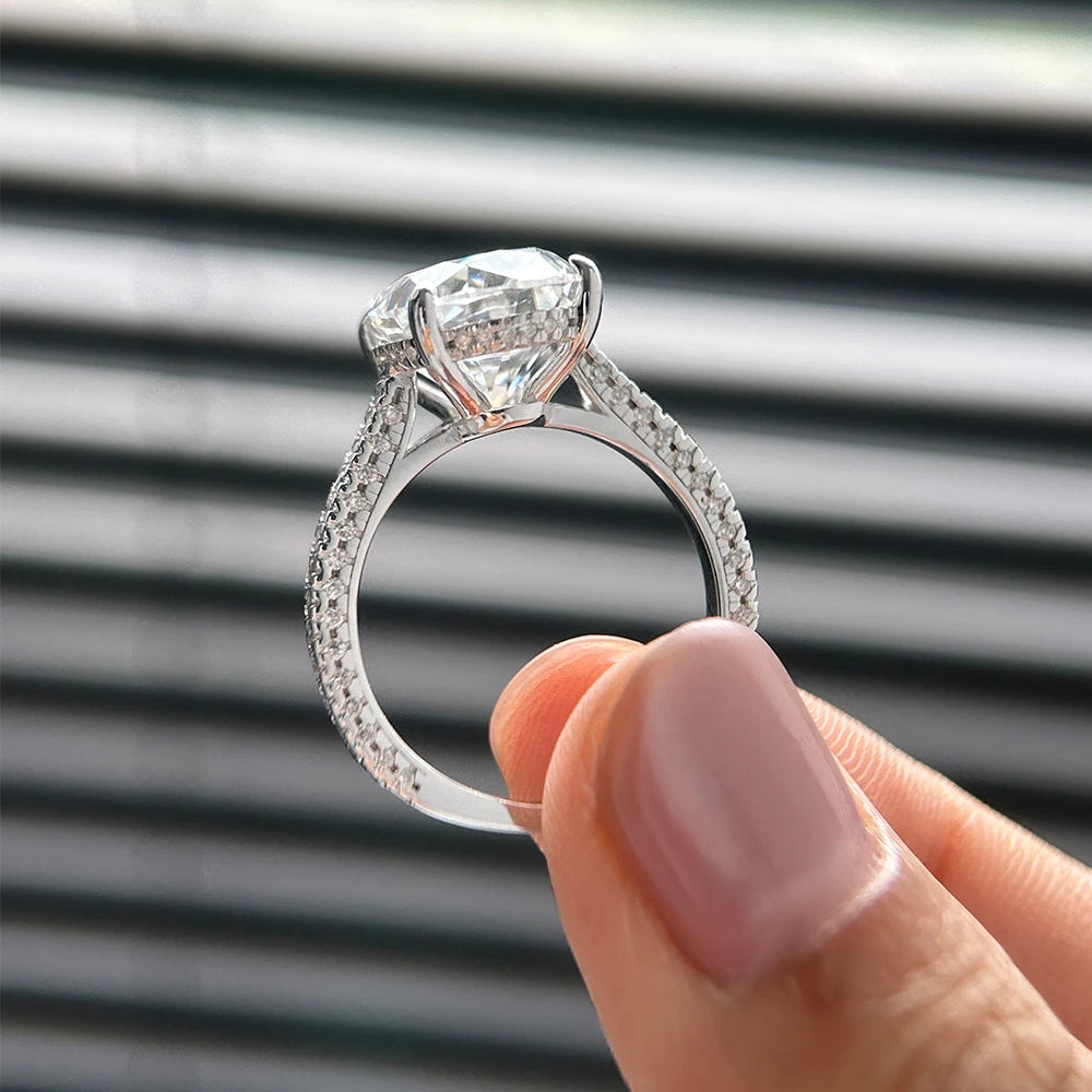8CT Oval Cut Moissanite Engagement Ring in 925 Silver