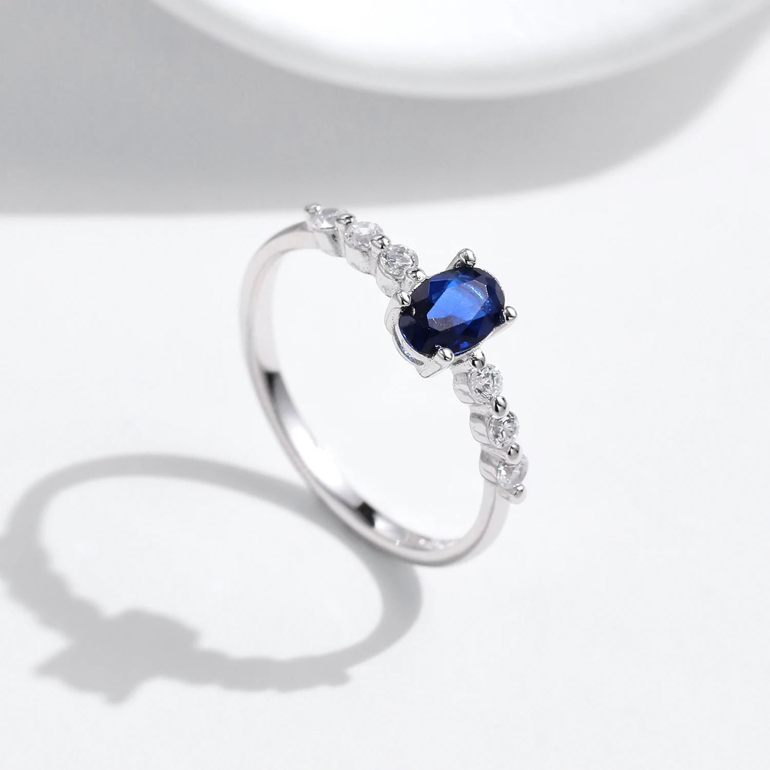 MODIAN 925 Sterling Silver Vintage Exquisite Basic Oval Blue Zirconia Finger Ring for Women Statement Ring Jewelry Gift Mirror Quenn