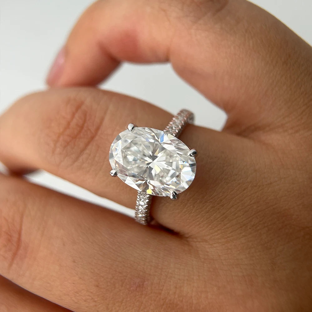 8CT Oval Cut Moissanite Engagement Ring in 925 Silver