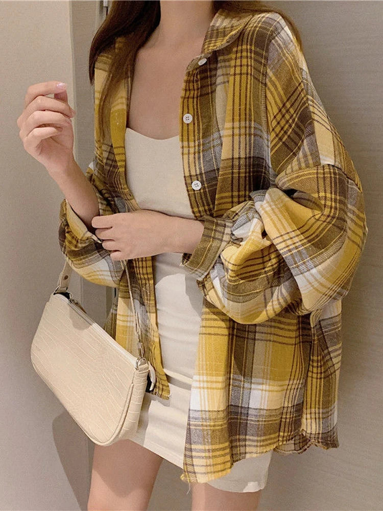Women's Plaid Flannel Style Shirt