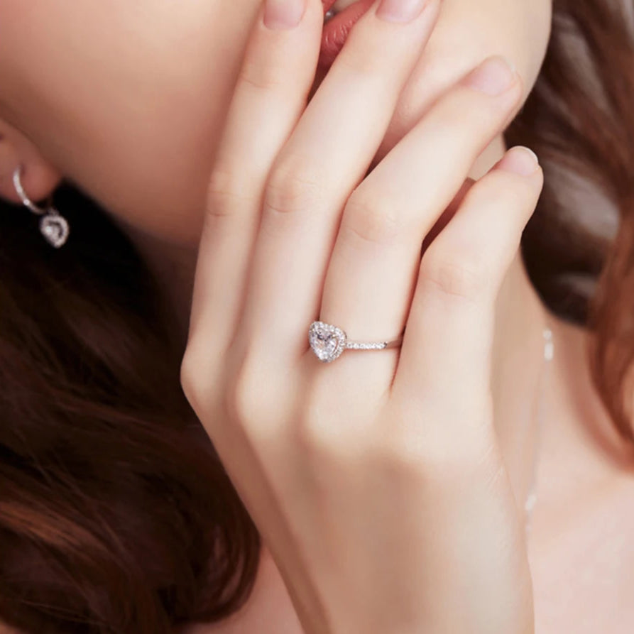 Brilliant Cut Moissanite Heart Sterling Silver Ring Mirror Quenn