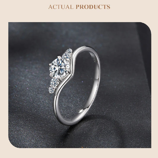 0.6CT Moissanite 5-Stone Wedding Band