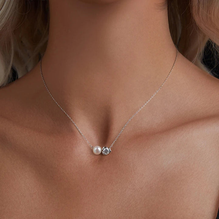 BAMOER White Gold Plated Moissanite Rose Necklace for Women, 925 Sterling Silver Small Flower Necklace Christmas Gift MSN040 Mirror Quenn
