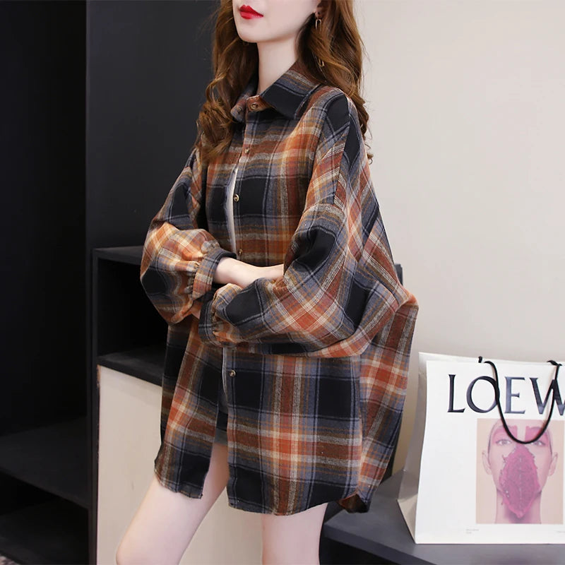 Women's Plaid Flannel Style Shirt