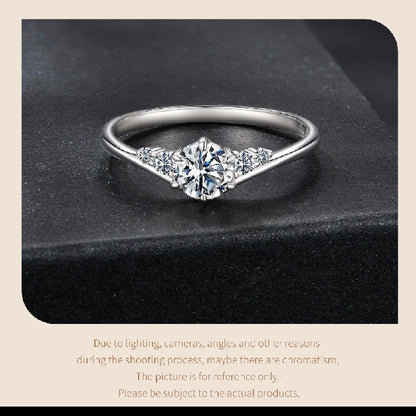 0.6CT Moissanite 5-Stone Wedding Band
