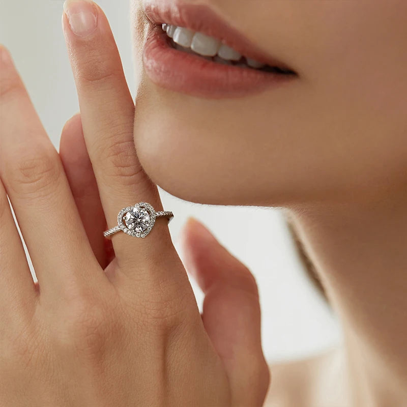 Brilliant Cut Moissanite Heart Sterling Silver Ring Mirror Quenn
