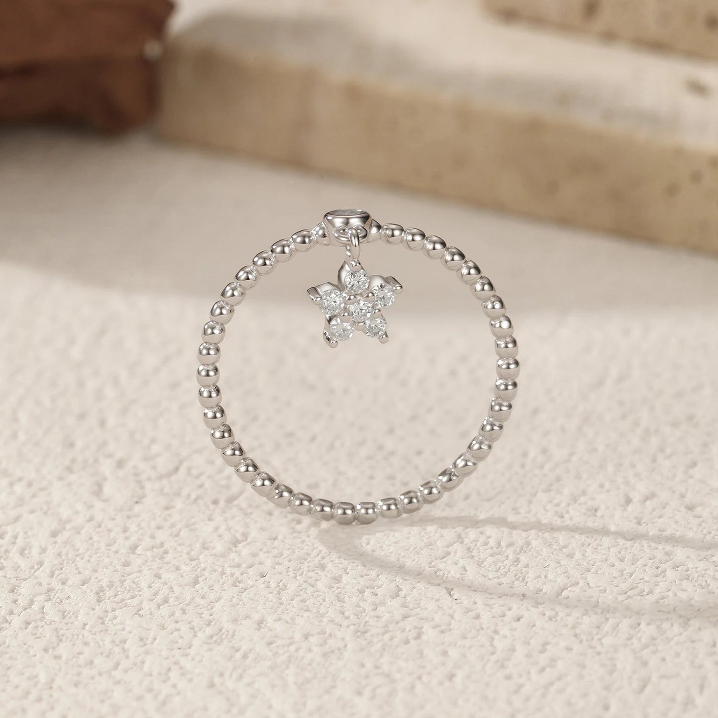 D Color Moissanite Daisy Swing Ring Mirror Quenn