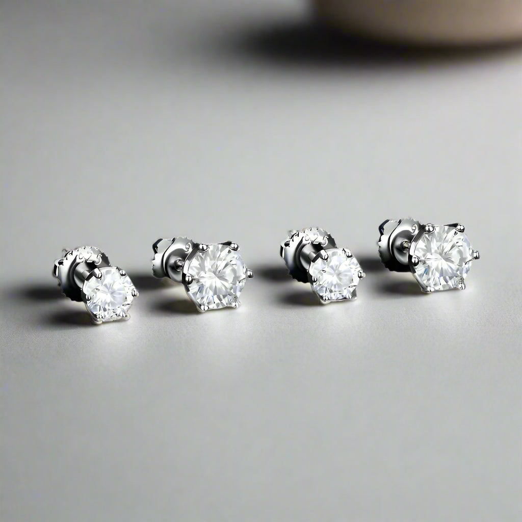 BAMOER Classic Moissanite Stud Earrings, S925 Silver D Color Brilliant Round Cut Lab Created Diamond Wedding 18k Gold Earrings Mirror Quenn