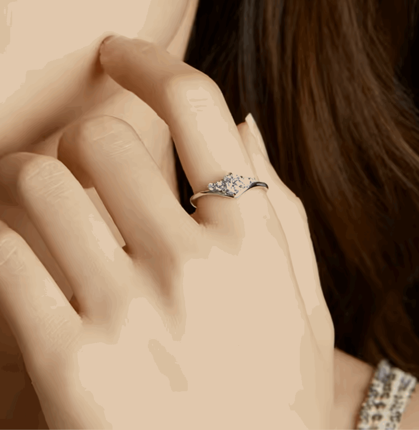   MirrorQuenn  0.6CT Moissanite 5-Stone Band Ring in Silver MSR071 / 7-MSR071 / 8-MSR071 / 6 