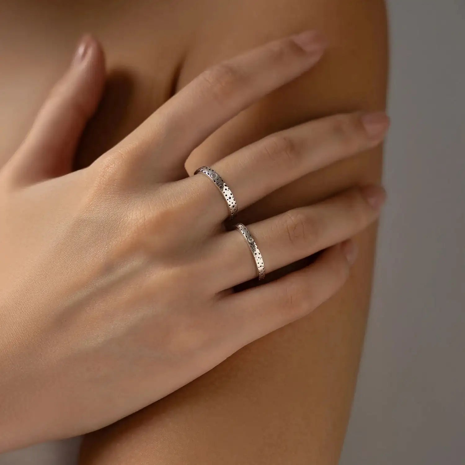   MirrorQuenn  D Color Moissanite Couple Ring Sterling Silver MSR0124-Men / 5-MSR0124-Men / 6-MSR0124-Men / 7-MSR0124-Men / 8-MSR0124-Men / 9 