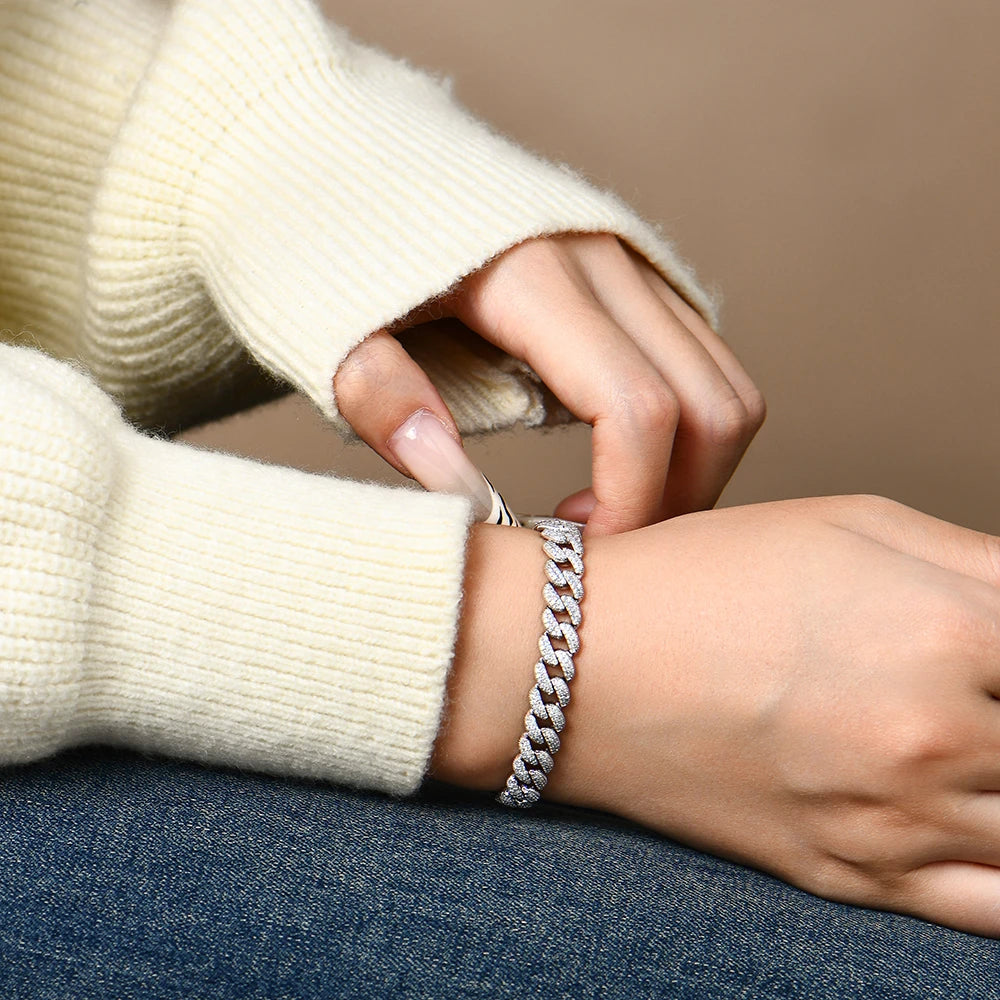   MirrorQuenn  Moissanite Cuban Link Bracelet – 925 Sterling Silver s925 Sterling Silver / 6.0mm white / 16cm-s925 Sterling Silver / 6.0mm white / 15cm-s925 Sterling Silver / 6.0mm white / 17cm-s925 Sterling Silver / 6.0mm white / 18cm-s925 Sterling Silver / 6.0mm white / 19cm 