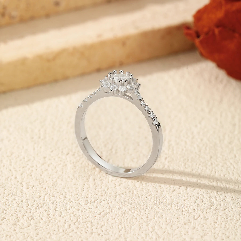   MirrorQuenn  The Celestial Halo Moissanite Ring 0.30CT / 5-0.30CT / 6-0.30CT / 7-0.30CT / 8-0.30CT / 9 