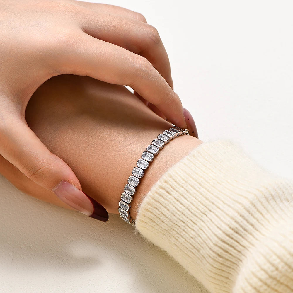   MirrorQuenn bracelets The Grand Emerald Cut Tennis Bracelet S925 Sterling Silver / White Gold / 17cm-S925 Sterling Silver / White Gold / 15cm-S925 Sterling Silver / White Gold / 16cm-S925 Sterling Silver / White Gold / 18cm-S925 Sterling Silver / White Gold / 19cm 